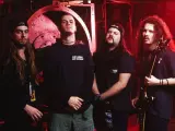 Les membres de Pantera, groupe légendaire, posent pour une photo. Leurs albums ont marqué l'histoire du metal.