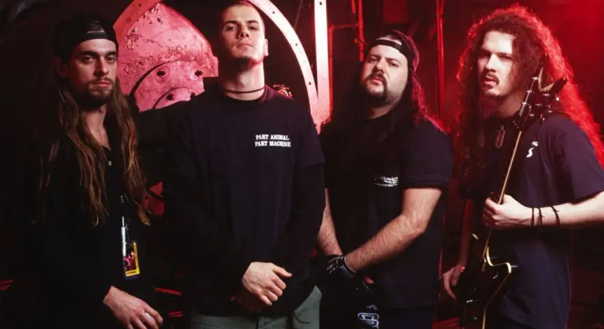 Les membres de Pantera, groupe légendaire, posent pour une photo. Leurs albums ont marqué l'histoire du metal.