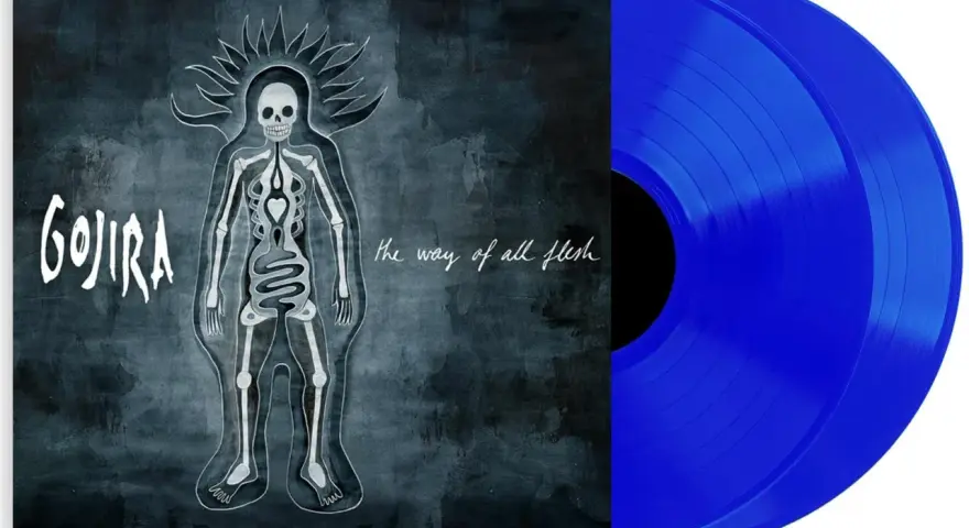 Vinyles bleus de l'album "The Way of All Flesh" de Gojira, avec une illustration d'un squelette stylisé.
